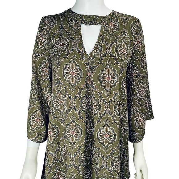 eesome Bell Sleeve Damask Printed Oversized Top - Picture 2 of 6